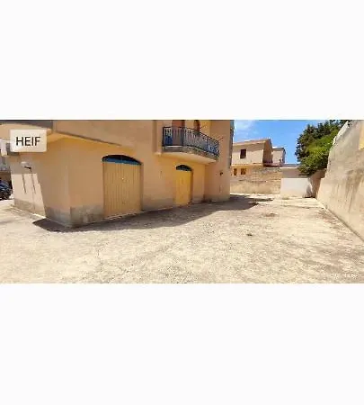 Casa Del Mare Apartment *